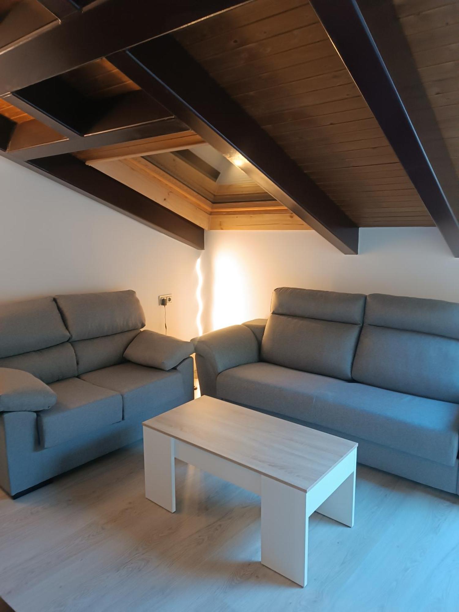 Apartamentos Turisticos Avila Puerta De La Santa 2-1 Екстериор снимка